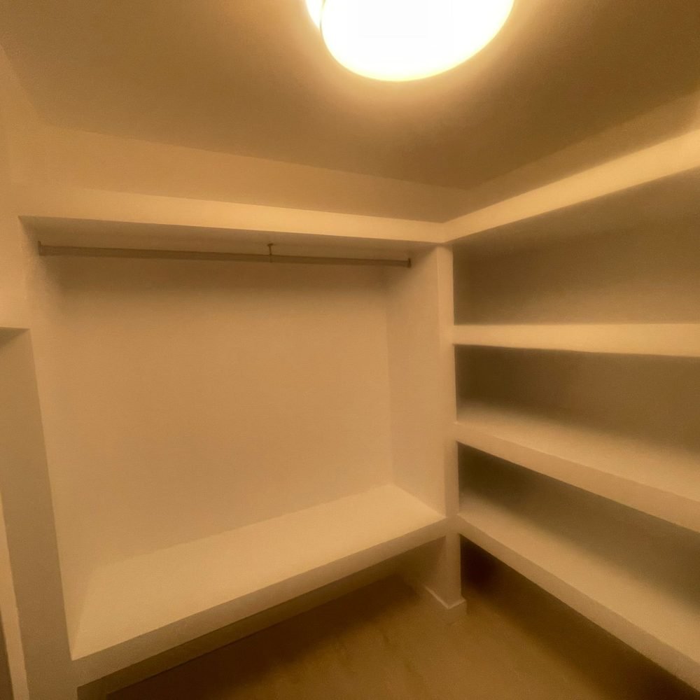 e4ab101a-5abd-4409-8d40-8f051f0b0fa1